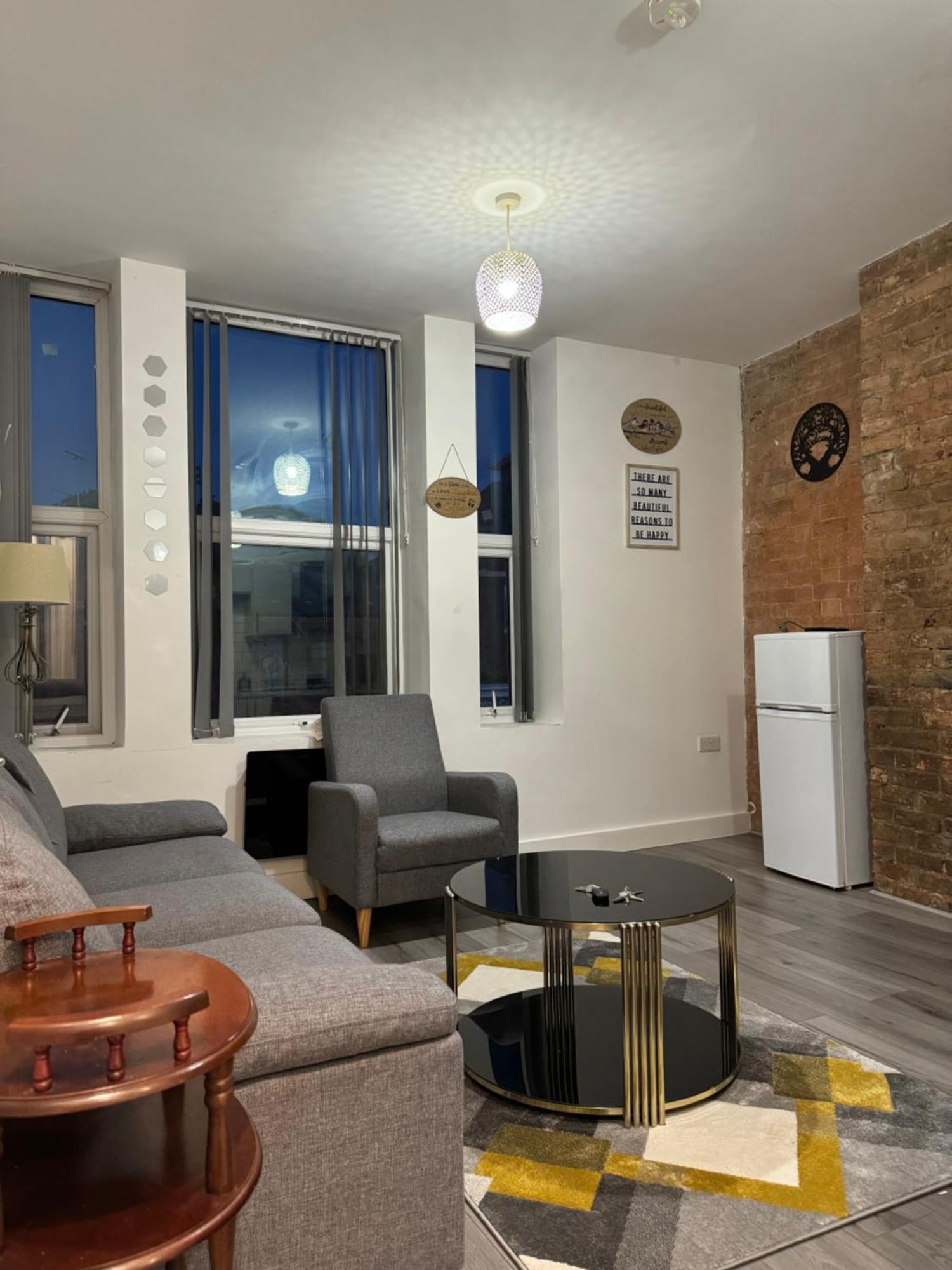 Icon Residencia Apartment แมนเชสเตอร์ ภายนอก รูปภาพ